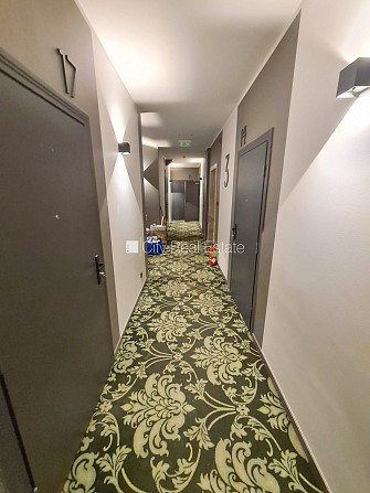 Fasādes māja, renovēta māja, slēgts pagalms, ieeja no ielas un pagalma, ir lifts, kāpņu Rīga - foto 8