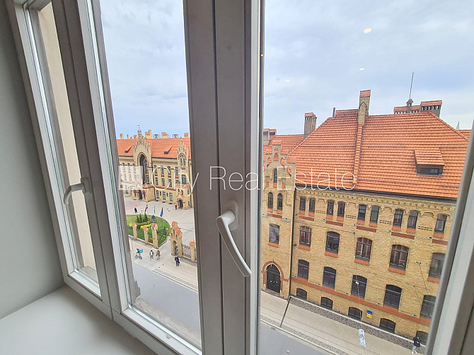 Fasādes māja, renovēta māja, slēgts pagalms, ieeja no ielas un pagalma, ir lifts, kāpņu Rīga - foto 13