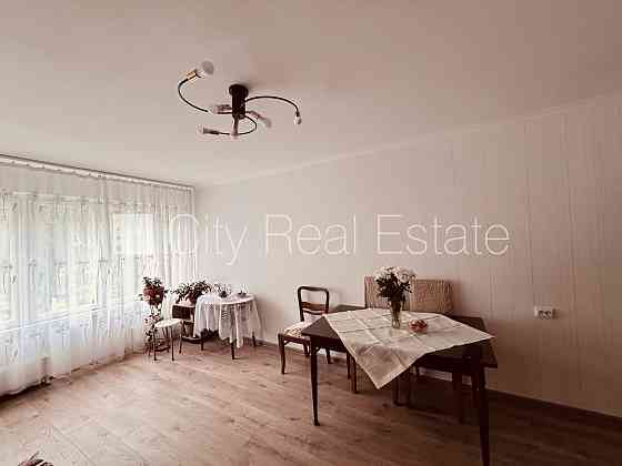 Оплата аренды земли 4,33 EUR/месяц, металическое покрытие крыши, межэтажные Rīga