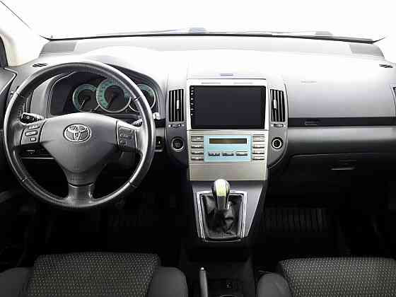 Toyota Corolla Verso Linea Sol Facelift 2.2 D-4D 100kW Tallina