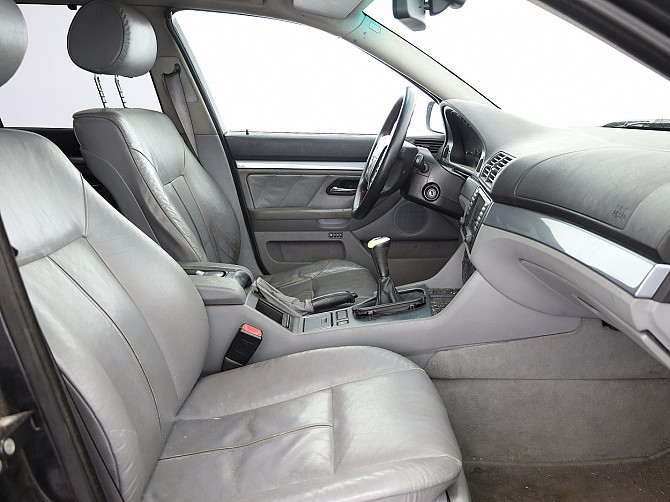 BMW 530 Touring Facelift 2.9 D 142kW Tallina - foto 6