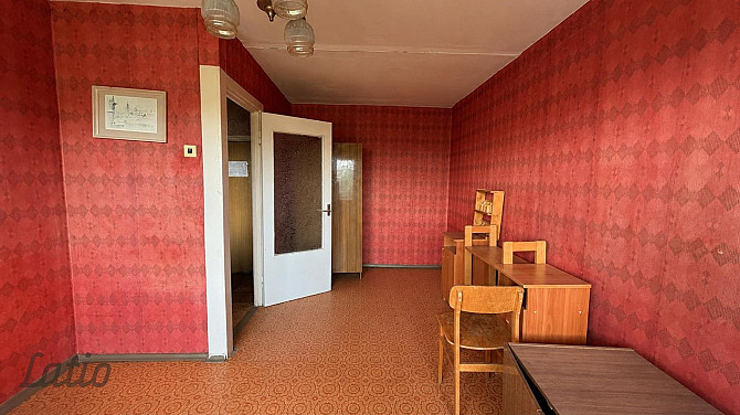 Pārdošanā 1-istabas dzīvoklis ar plašu lodžiju Jelgavā, klusā apkaimē.
Lieliska iespēja Jelgava un novads - foto 2