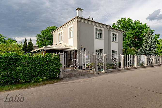 Māja Teikā  pilnībā renovēta un gatava dzīvošanai!

Piedāvājumā īpašums vienā no Rīga - foto 1