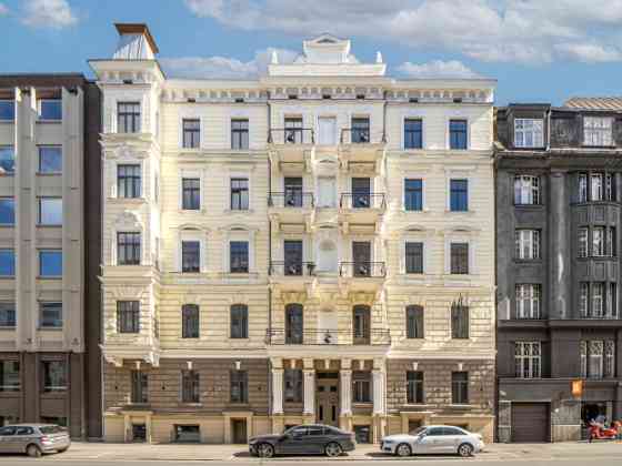 Сдаётся в долгосрочную аренду элегантная, полностью меблированная Rīga
