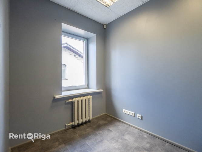 Piedāvājumā plašas un gaišas komerctelpas Teikā, stratēģiski izdevīgā vietā blakus VEF Rīga - foto 9