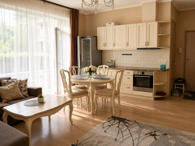 Tiek pārdots elegants 3-istabu dzīvoklis kluba tipa projektā Turaidas kvartāls Dzintaros. Jūrmala - foto 1