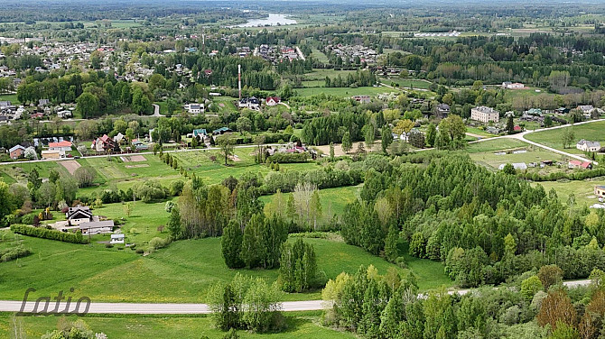 Pārdod zemes gabalu  apbūvei. Zemesgabals ir attīrīts no nelietderīgiem krūmiem, tiek Līvāni un novads - foto 3