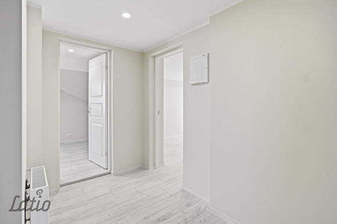 Piedāvāju iegādāties 82.5 m plašu, gaišu un kapitāli renovētu 2 istabu dzīvokli lieliskā Liepāja - foto 5