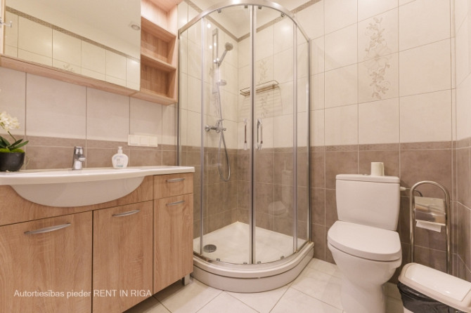 Tiek pārdots elegants 3-istabu dzīvoklis kluba tipa projektā Turaidas kvartāls Dzintaros. Jūrmala - foto 8