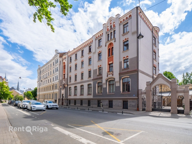 Iznomā visu namīpašumu un zemi uz 30 gadiem.  Esošais lietošanas kods 1264 - ārstniecības Rīga - foto 1