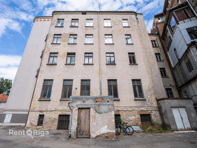 Iznomā visu namīpašumu un zemi uz 30 gadiem.  Esošais lietošanas kods 1264 - ārstniecības Rīga - foto 2