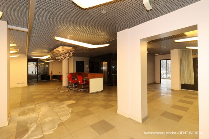 Modernas, multifunkcionālas biroja/tirdzniecības telpas Centrā.  + Telpas aizņem visu ēkas 2. Rīga - foto 9