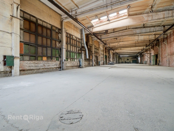 Pieejamas ražošanas/noliktavas telpas Ilzenes ielā 1B:  Trīs celtņi ar pacelšanas jaudu 3,2 t Rīga - foto 9