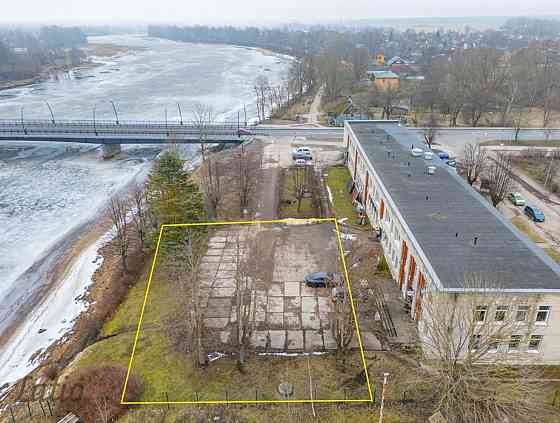 Pārdod zemes gabalu Salacgrīvā pie Salacas upes, 500 m no jūras!
Adrese: Rīgas iela 2a, Salacgrīva,  Salaspils