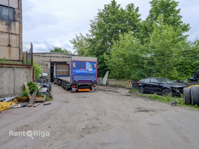 Telpas autoservisam Ilzenes ielā 1B, 450 m:  Gates 3.4 m x 4.3 m, allowing access for trucks; Rīga - foto 8