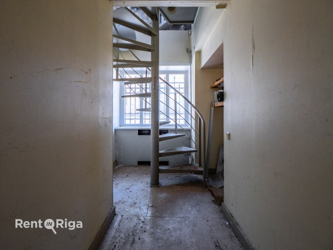 Iznomā visu namīpašumu un zemi uz 30 gadiem.  Esošais lietošanas kods 1264 - ārstniecības Rīga - foto 7