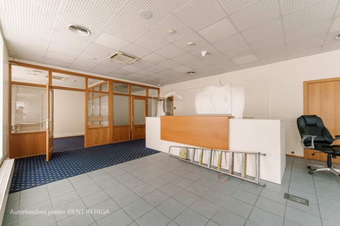 Tirdzniecības telpas/birojs - Rīgas centrā.  Telpu kopējā platība 210 m2  + Telpas ērtā un Rīga - foto 5