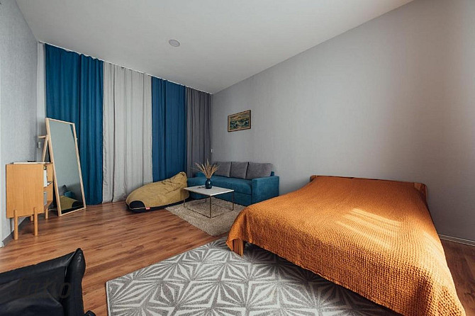 Plašs un saulains dzīvoklis Liepājas centrā ar privātu ieeju un ienesīgu īstermiņa īres Liepāja - foto 3