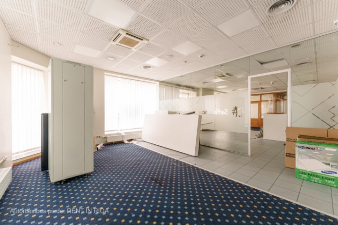 Tirdzniecības telpas/birojs - Rīgas centrā.  Telpu kopējā platība 210 m2  + Telpas ērtā un Rīga - foto 5