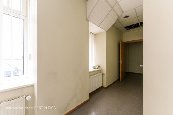 Tirdzniecības telpas/birojs - Rīgas centrā.  Telpu kopējā platība 210 m2  + Telpas ērtā un Rīga - foto 8