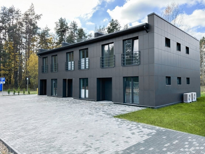 Tiek pārdota mūsdienīga rindu mājas sekcija Dreiliņos blakus mežam un tikai dažu minūšu Rīga - foto 2
