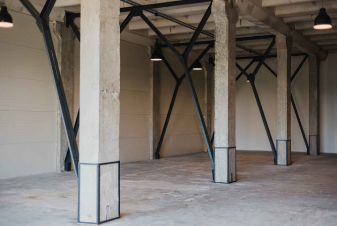 High-quality production premises on the 2nd floor with a freight elevator.  A newly renovated large  Рига - изображение 3