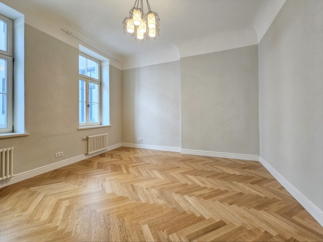 2-istabu dzīvoklis Klusajā centrā Skyhold Rezidencē  Vai meklējat lielisku dzīvokli, kas Rīga - foto 1
