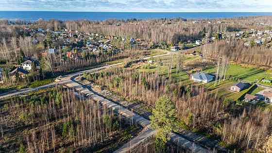Ziemeļvidzemes biosfēras rezervāta teritorijā, tikai 58 km attālumā no Rīgas centra un 900 metru att Limbaži un novads