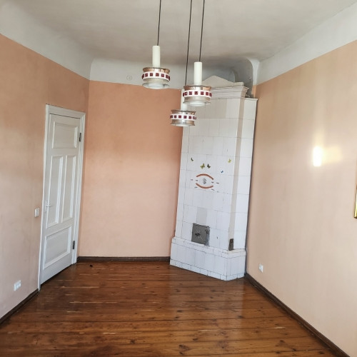 Pārdošanā autentisks trīsistabu dzīvoklis Rīgas centrā, vēsturiskā pirmskara ēkā. Rīga - foto 8