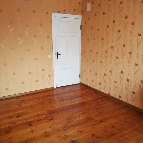 Pārdošanā autentisks trīsistabu dzīvoklis Rīgas centrā, vēsturiskā pirmskara ēkā. Rīga - foto 5