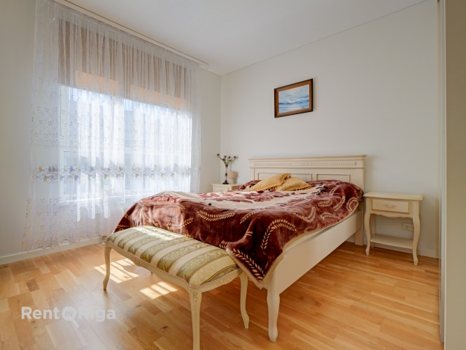 Tiek piedāvāts iegādei gaišs un funkcionāls trīs istabu dzīvoklis projektā Ezerjugla, Rīga - foto 7
