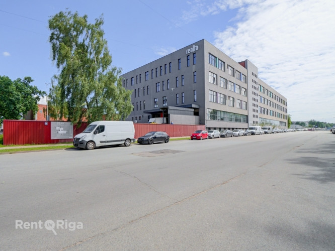 Siltas ražošanas/noliktavas telpas Purvciemā  netālu no T/C Domina  Iznomā siltas noliktavas Rīga - foto 9