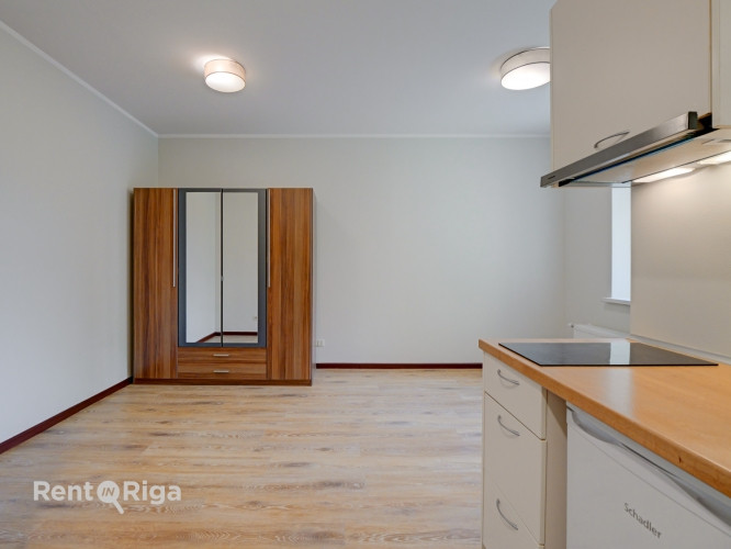 Dzīvokļi Āgenskalnā  Īves ielā 3  Pārdošanā pieejams studio dzīvoklis pilnībā Rīga - foto 5