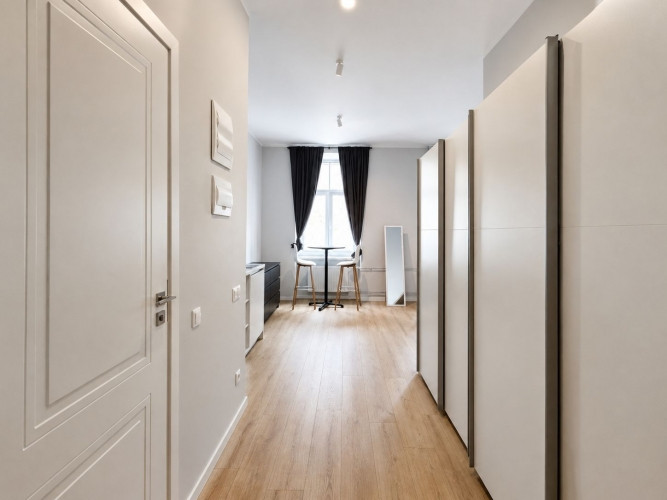 Studio dzīvoklis Aktīvajā centrā, Elizabetes ielā  Izīrē gaišu un mājīgu studio tipa Rīga - foto 6