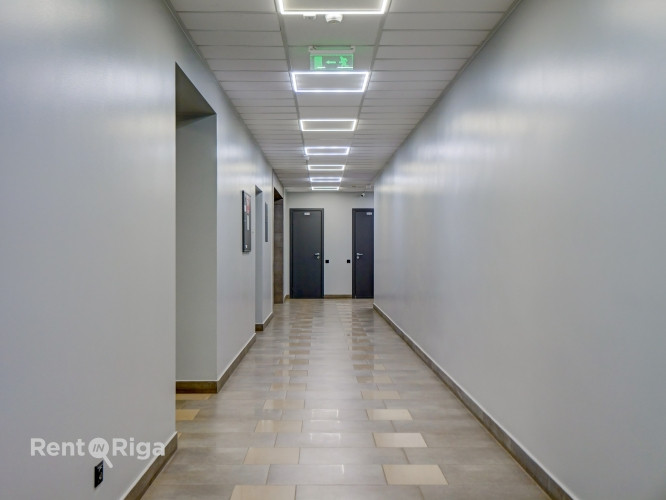Iznomā gaišas biroja telpas stratēģiski izdevīgā vietā  Latgales ielā 240  Telpu galvenās Rīga - foto 7