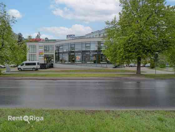 Помещения для магазина в торговом центре. Помещения бывшей аптеки.  + Центр Рига