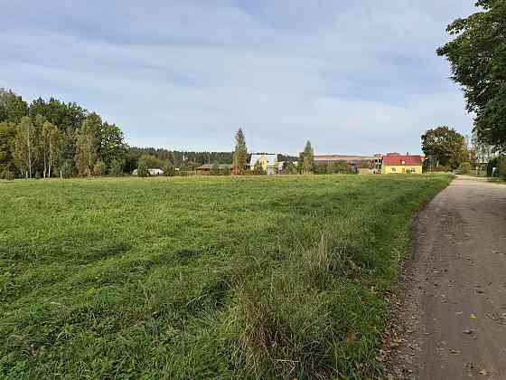 Pārdod apbūves zemes gabalu Valmierā  investīciju iespēja strauji augošā pilsētas rajonā! Piedāvājum Valmiera un novads