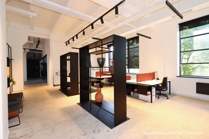 A unique designer office in an urban setting  large windows, spacious terraces, and a convenient loc Рига - изображение 2