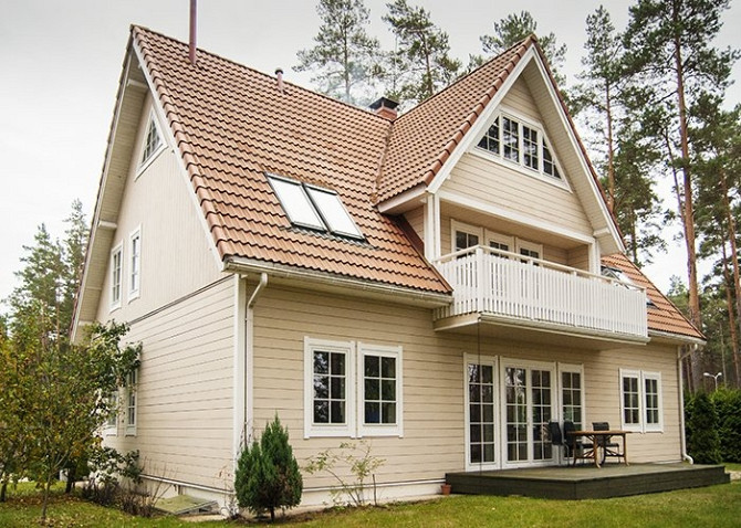 Plaša privātmāja priežu ielenkumā pie ezera!  Tiek izīrēta gaiša un funkcionāla Ādažu novads - foto 4