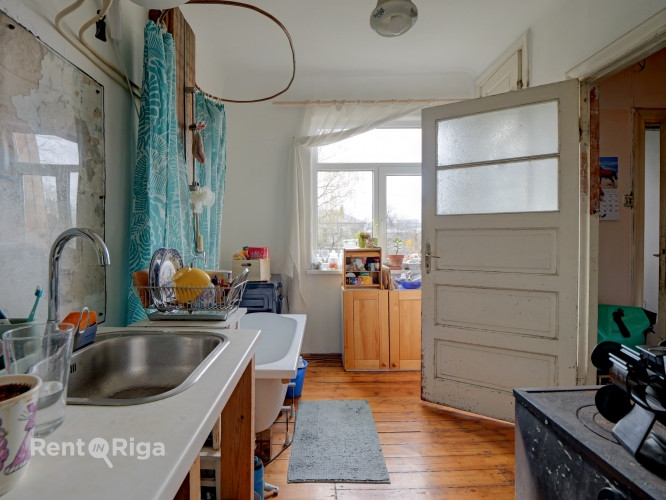 Māja ar potenciālu  vieta, kur var piepildīt gan ģimenes sapņus, gan investīciju ieceres. Rīga - foto 6