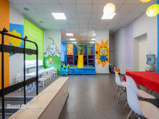 Retail or office premises for your business  Layout:  Private entrance from Hospitāļu Street. A spac Rīga