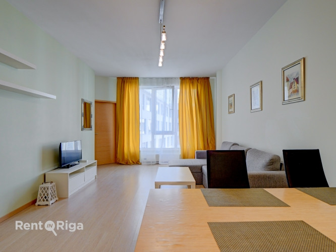 Izīrē 2 istabu dzīvokli projektā Centra Nams  Dzīvoklis atrodas prestižā un klusā vietā Rīga - foto 9