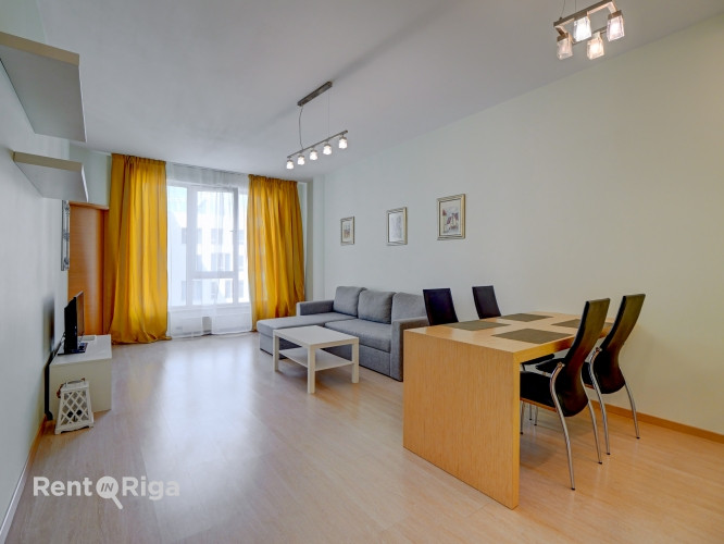Izīrē 2 istabu dzīvokli projektā Centra Nams  Dzīvoklis atrodas prestižā un klusā vietā Rīga - foto 8