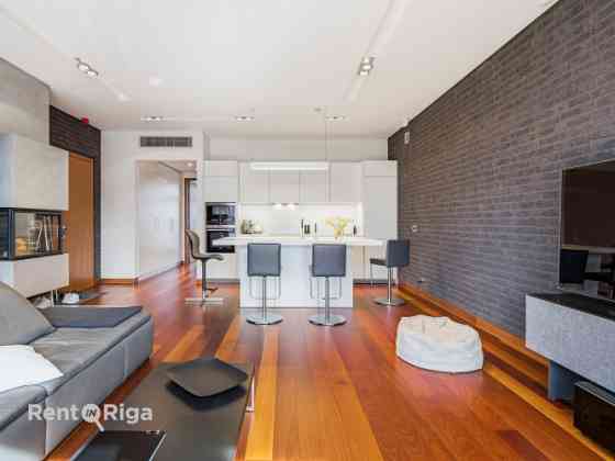 Продаётся со вкусом оформленная квартира в одном из самых изысканных жилых Рига
