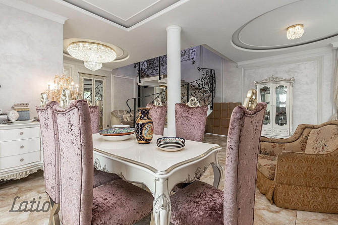 Izīrē pavisam jaunu, ekskluzīvu privātmāju ar pārdomātu plānojumu un augstākās klases Rīga - foto 5