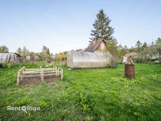 В поселке Стипниеку-даржи выставлен на продажу перспективный объект Olaine
