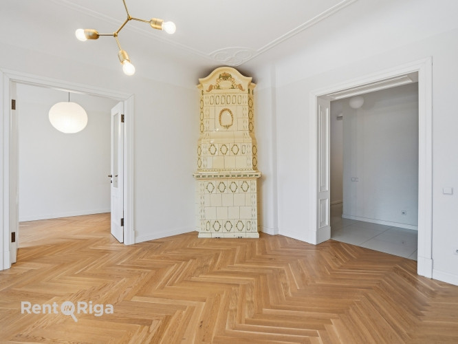 Piedāvājumā funkcionāls un ērts dzīvoklis vienā no pieprasītākajām Rīgas centra Rīga - foto 2