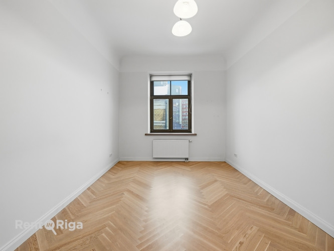 Piedāvājumā funkcionāls un ērts dzīvoklis vienā no pieprasītākajām Rīgas centra Rīga - foto 6