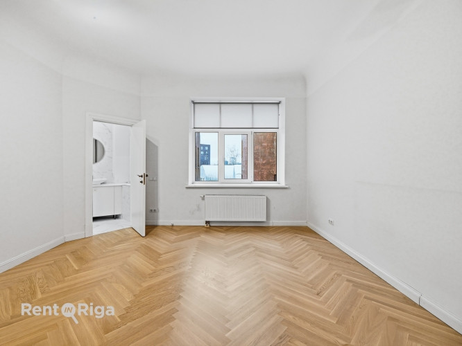 Piedāvājumā funkcionāls un ērts dzīvoklis vienā no pieprasītākajām Rīgas centra Rīga - foto 9