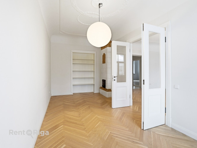 Piedāvājumā funkcionāls un ērts dzīvoklis vienā no pieprasītākajām Rīgas centra Rīga - foto 4